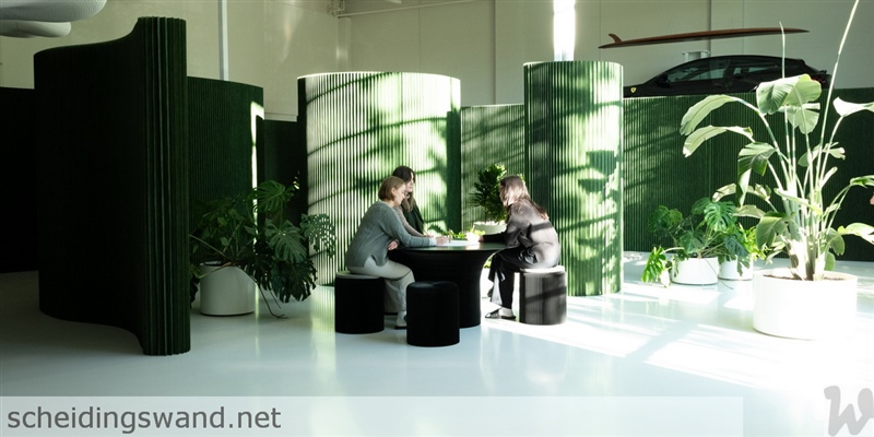01 molo softwall custom colour forest green Pantone 17 0230