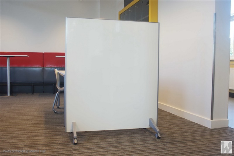 02 ScreenSolutions Addition A65 WhiteBoard